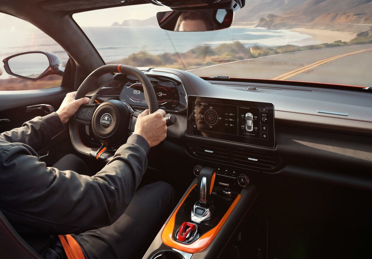 Lotus Emira 420 Sport