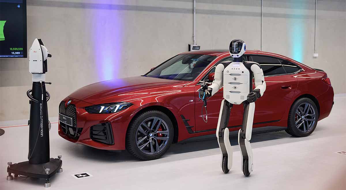 Aeron robot humanoide BMW