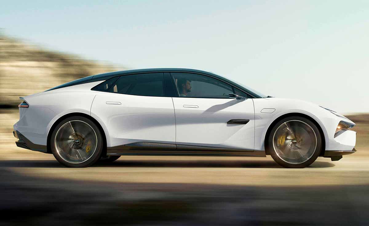 Lotus Emeya Eléctrico