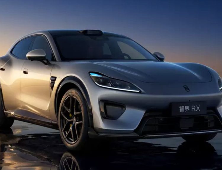 Chery Huawei SUV coupé eléctrico