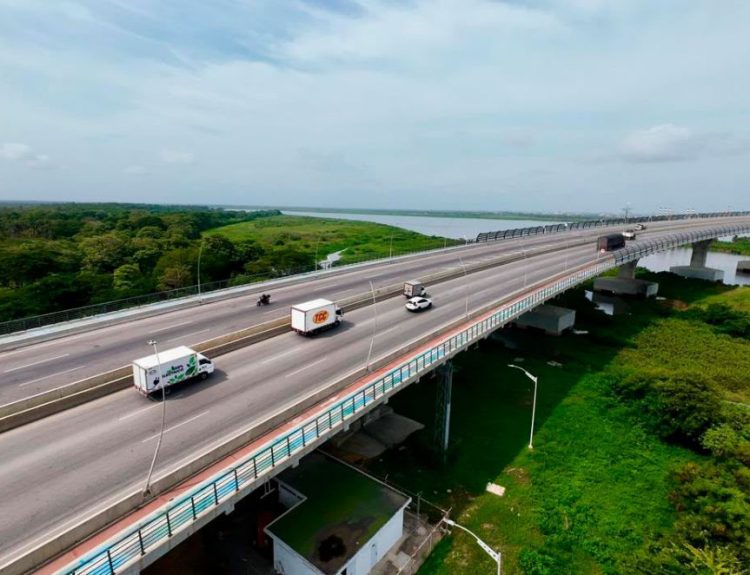 Ruta-E camiones de carga eléctricos Colombia
