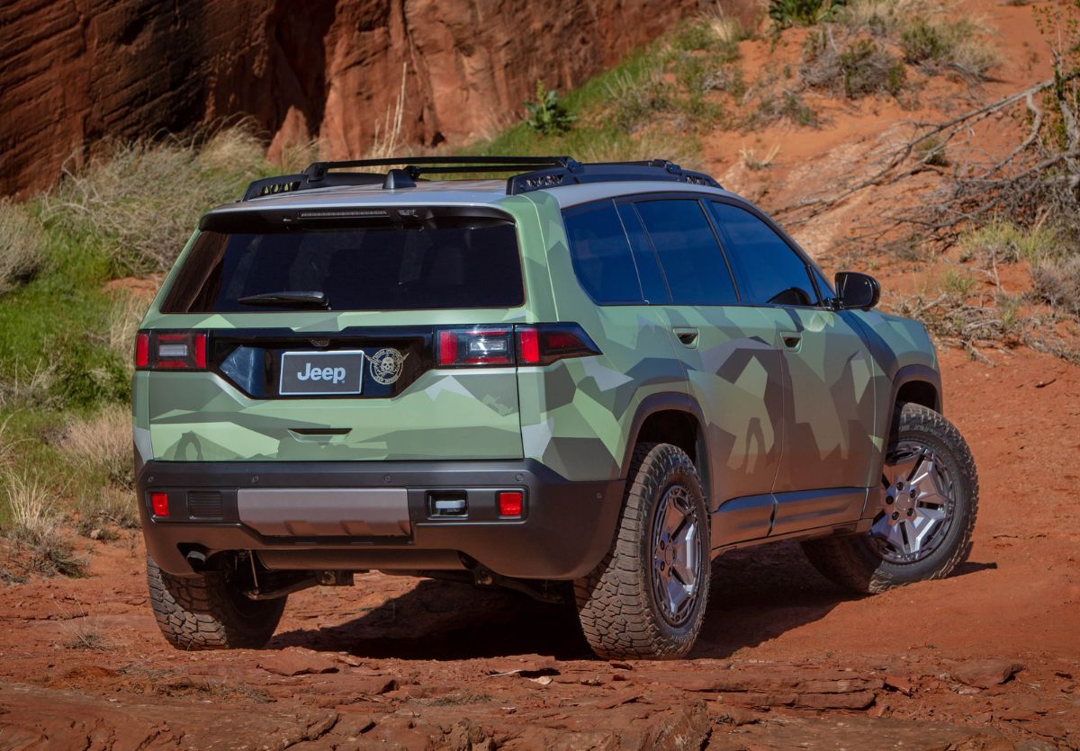 Jeep Cherokee Trailhawk 2027