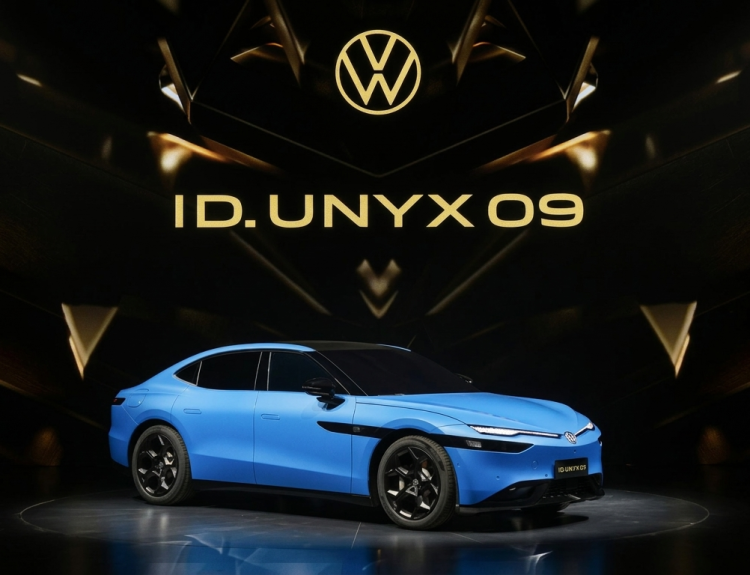 Volkswagen ID. Unyx 09