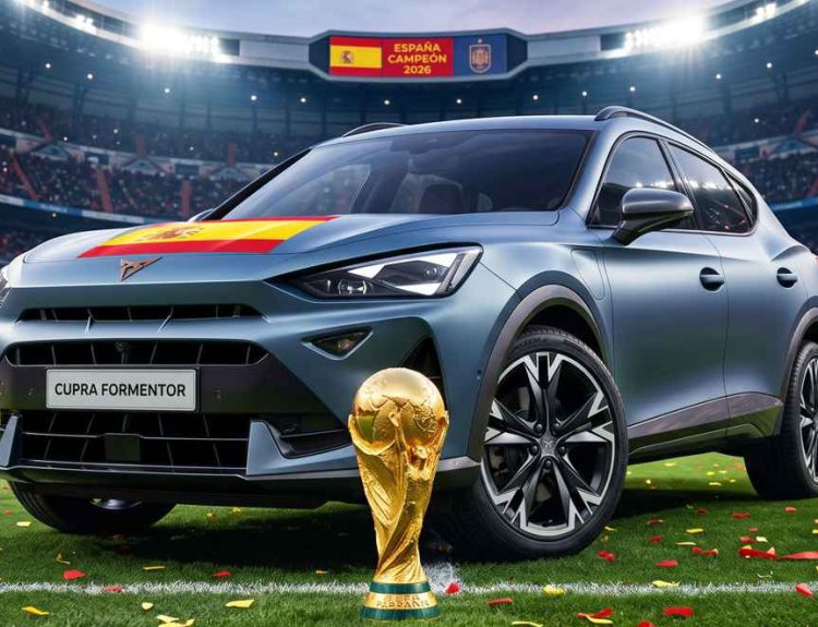 Cupra Formentor, uno de los vehículos más representativos fabricados en España que se venden en Colombia, posando como homenaje al campeonato mundial de fútbol de 2026.