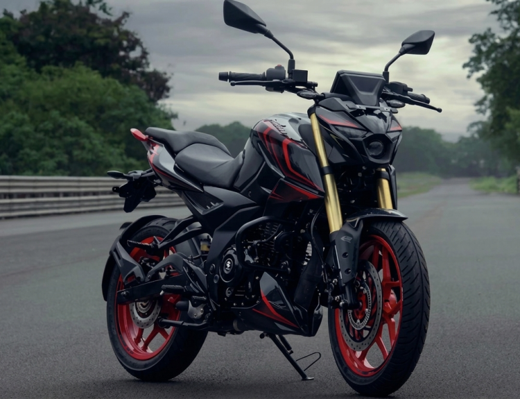 Bajaj Pulsar N160 S y N160 SS