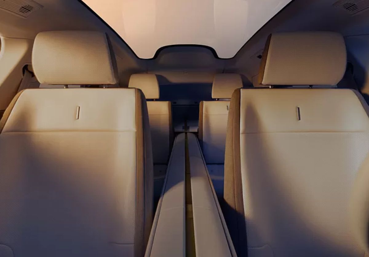 aguar Type 01 interior