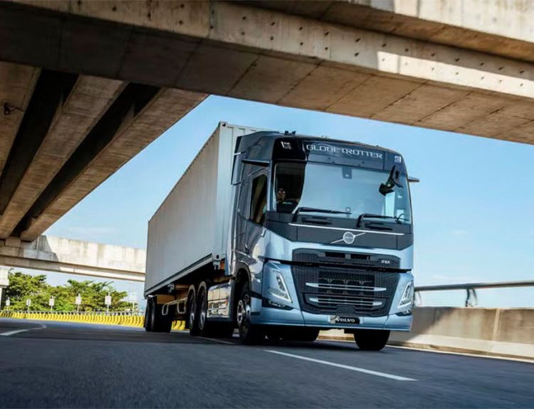 Volvo Trucks motores diésel y gas