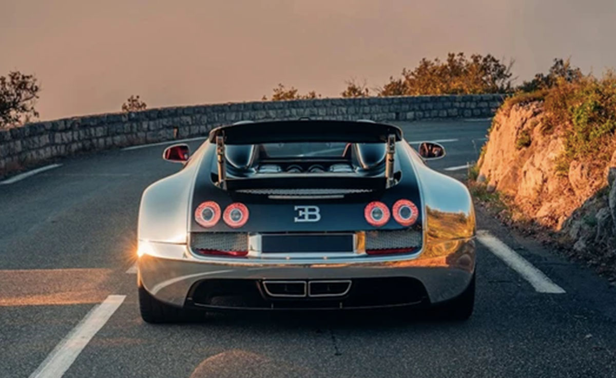 Bugatti Veyron aluminio