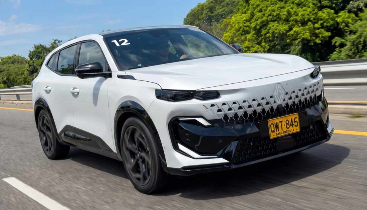 Renault Filante, a prueba: la híbrida que no se parece a ningún otro ...