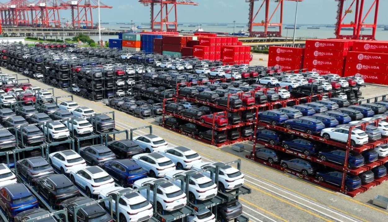 China y Corea del Sur importaciones de carros Colombia 2026