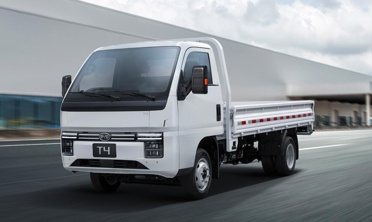 BYD T4 camión eléctrico