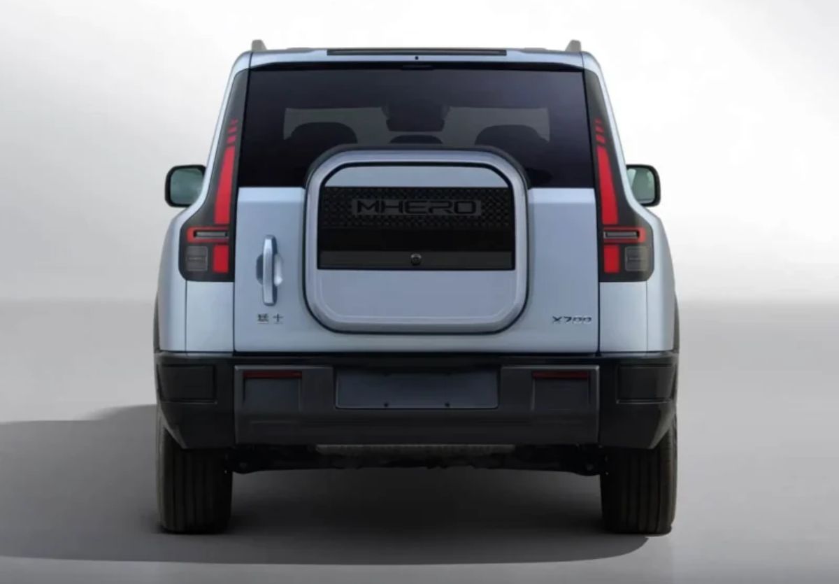 Dongfeng M-Hero X700